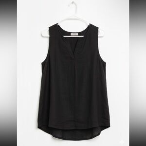 Magali Linen Sleeveless Black Top
